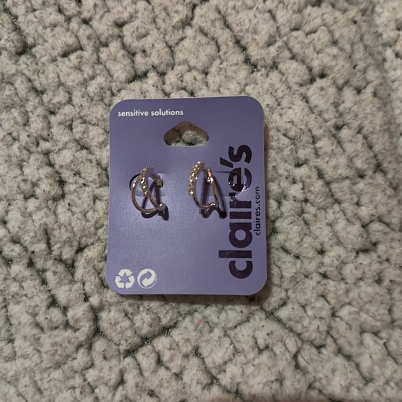 Claire’s sensitive solutions double hoop earrings - Picture 1 of 1